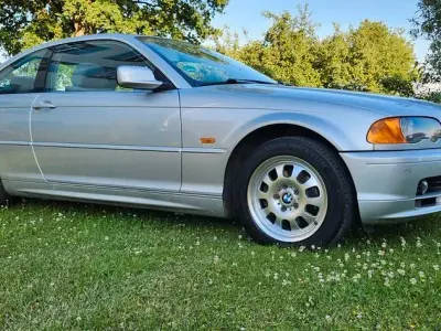 Gebraucht BMW 320 150 PS (110 kW) 1999 Silber Coupé
