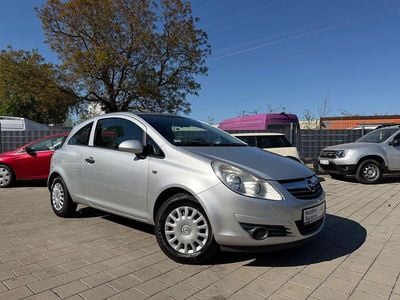 Gebraucht Opel Corsa Selection 80 PS (58 kW) 2009 Silber Kleinwagen