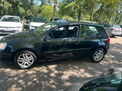 Gebraucht VW Golf V 105 PS (77 kW) 2007 Schwarz Coupé