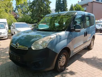 Gebraucht Opel Combo Selection 90 PS (66 kW) 2012 Blau Van / Kleinbus