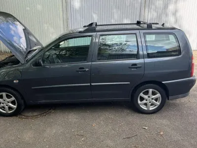 Second-hand VW Polo Basis 60 CP (44 kW) 2001 Negru Break