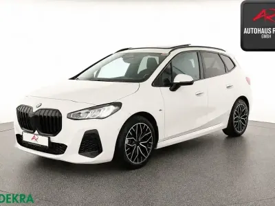 Gebraucht BMW 220 Active Tourer M Sport 170 PS (125 kW) 2023 Weiß Van / Kleinbus