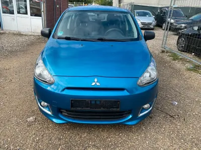 Gebraucht Mitsubishi Space Star 70 PS (51 kW) 2015 Blau Limousine