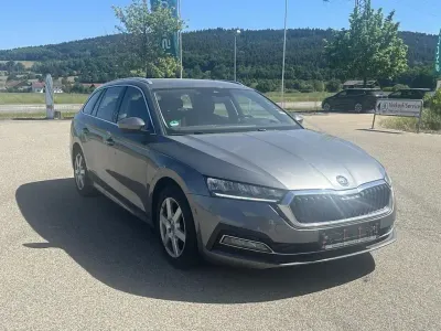 Gebraucht Skoda Octavia 150 PS (110 kW) 2023 Graphitegrau metallic Kombi