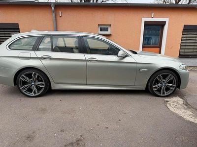 Usata BMW 530 M Sport 258 CV (189 kW) 2012 Oro Station wagon