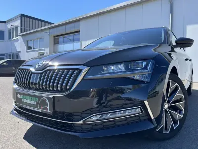 Używany Skoda Superb LAURIN & KLEMENT 150 KM (110 kW) 2021 Czarny Kombi