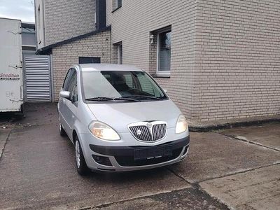 Silber Gebraucht 2005 Lancia Musa Van / Kleinbus | 2.400 € (Superpreis)