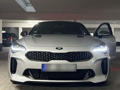 gebraucht Kia Stinger GT - 3.3 V6 AWD - Bastuck - VOLL