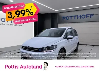 Gebraucht VW Touran Comfortline 150 PS (110 kW) 2023 Pure white Van / Kleinbus