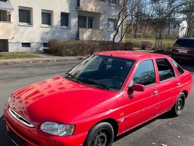 gebraucht Ford Escort Ghia mk7 1.6l 16v 90ps 2.Hand Historie