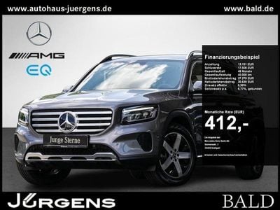 Mercedes GLB220