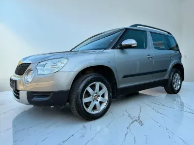 Gebraucht Skoda Yeti Ambition 110 PS (80 kW) 2010 Beige SUV