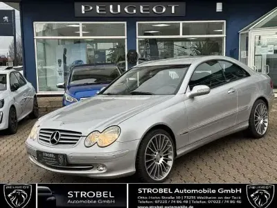 Gebraucht Mercedes CLK200 163 PS (119 kW) 2003 Andere Limousine