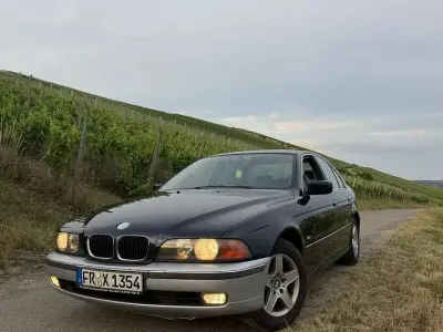 Gebraucht BMW 520 150 PS (110 kW) 1998 Blau Limousine