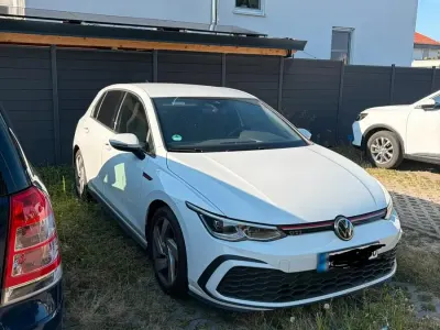 Gebraucht VW Golf VIII GTI 245 PS (180 kW) 2022 Weiß Limousine