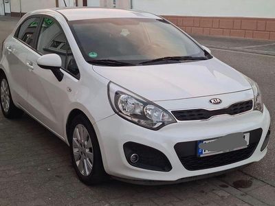 Gebraucht Kia Rio DREAM-TEAM Edition 86 PS (63 kW) 2014 Schwarz Limousine