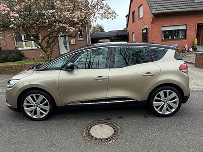 Gebraucht Renault Scenic E-Tech 110 PS (80 kW) 2019 Gold SUV
