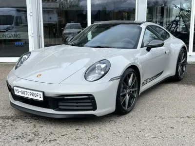 Gebraucht Porsche 911 Carrera 385 PS (283 kW) 2023 Kreide Coupé
