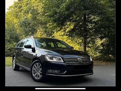 Schwarz Gebraucht 2014 VW Passat Kombi | 8.990 € (Fairer Preis)