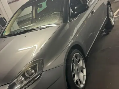 Gebraucht Lancia Delta 197 PS (144 kW) 2008 Grau Kleinwagen