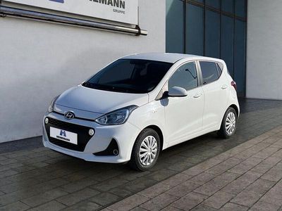 Gebraucht Hyundai i10 Trend 67 PS (49 kW) 2017 Weiss Kleinwagen