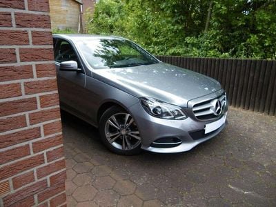 Mercedes E200