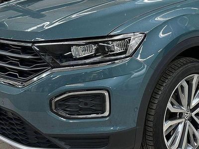 Blau Gebraucht 2020 VW T-Roc IQ Drive SUV | 22.780 € (Fairer Preis)