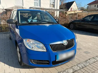 Gebraucht Skoda Fabia 44 PS (32 kW) 2008 Blau Kleinwagen