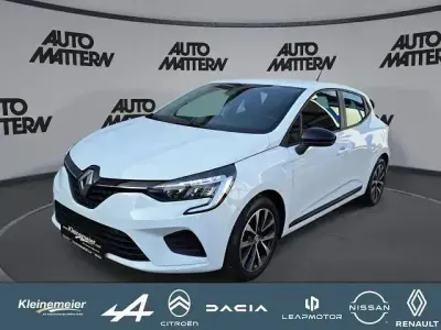 Gebraucht Renault Clio Equilibre 91 PS (66 kW) 2023 Gletscherweiss Kleinwagen