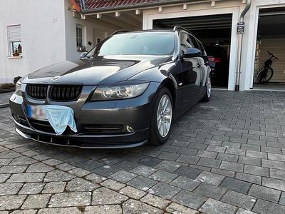 Gebraucht BMW 325 218 PS (160 kW) 2007 Grau Kombi
