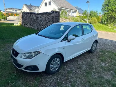 Gebraucht Seat Ibiza Reference 86 PS (63 kW) 2010 Weiß Limousine