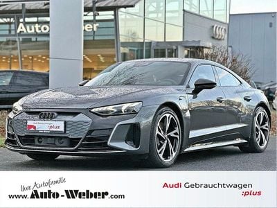 Grau Gebraucht 2024 Audi e-tron GT quattro Comfort Limousine | 75.890 € (Etwas zu teuer)
