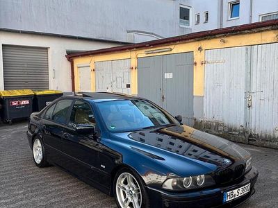 BMW 528