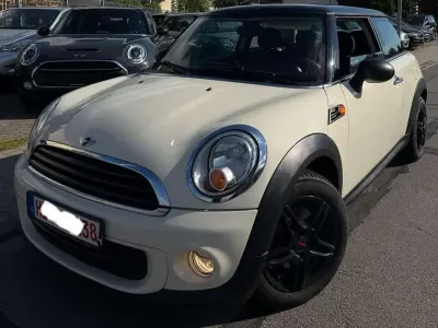 Gebraucht Mini ONE 95 PS (69 kW) 2011 Weiß Kleinwagen