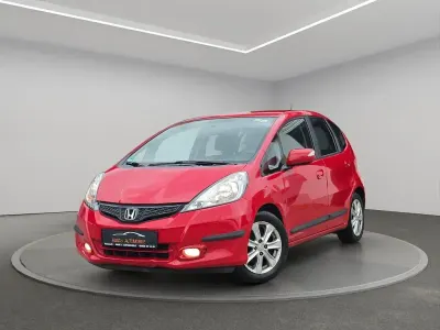 Gebraucht Honda Jazz Comfort 99 PS (72 kW) 2011 Milano red Kleinwagen