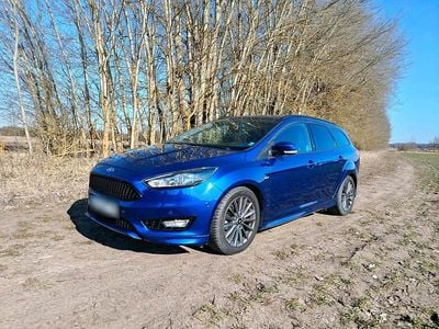 Gebraucht Ford Focus ST-Line 140 PS (102 kW) 2018 Blau Kombi