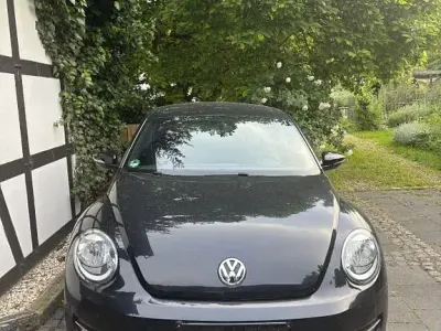 Gebraucht VW Beetle 105 PS (77 kW) 2013 Schwarz Kleinwagen