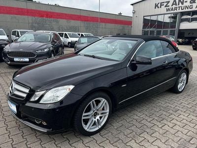 Gebraucht Mercedes E200 184 PS (135 kW) 2010 Schwarz Cabrio