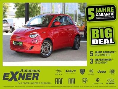 Gebraucht Fiat 500e Red 69 kW (95 PS) 2022 Colore esterno (red) Kleinwagen
