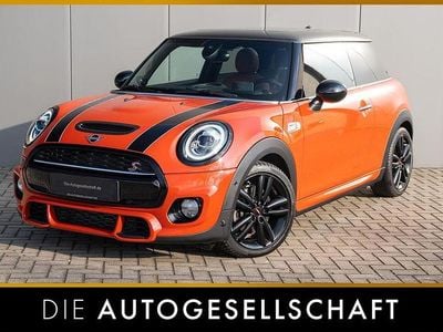 Gebraucht Mini John Cooper Works 192 PS (141 kW) 2018 Solaris orange metallic Kleinwagen