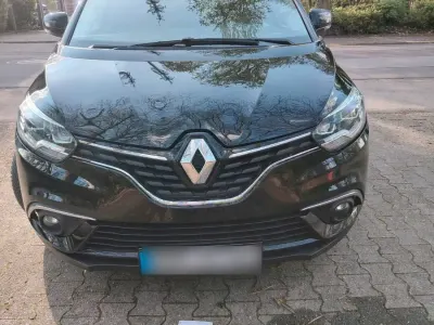 Gebraucht Renault Scénic III 132 PS (97 kW) 2017 Schwarz Van / Kleinbus