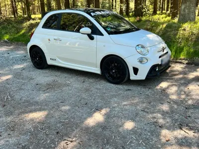 Usata Abarth 595 145 CV (106 kW) 2017 Andere farben Berlina