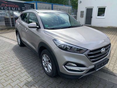 gebraucht Hyundai Tucson blue Intro Edition 2WD