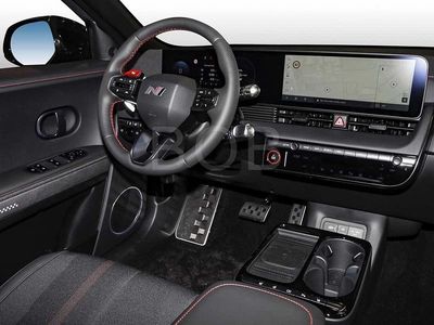 Gebraucht Hyundai H 100 123 kW (168 PS) 2025 Grau Limousine