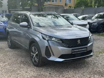 Gebraucht Peugeot 5008 Allure 131 PS (96 kW) 2021 Grau SUV