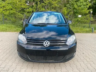 Gebraucht VW Passat Trendline 120 PS (88 kW) 2017 Schwarz Kombi