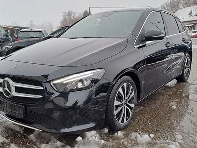 Gebraucht Mercedes B180 116 PS (85 kW) 2022 Schwarz Van / Kleinbus