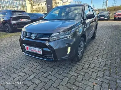 Gebraucht Suzuki Vitara Comfort 129 PS (94 kW) 2025 Grau SUV