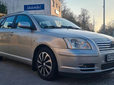 Gebraucht Toyota Avensis Executive 129 PS (94 kW) 2003 Silber Kombi