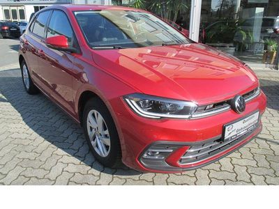 Gebraucht VW Polo Style 95 PS (69 kW) 2023 Rot Kleinwagen